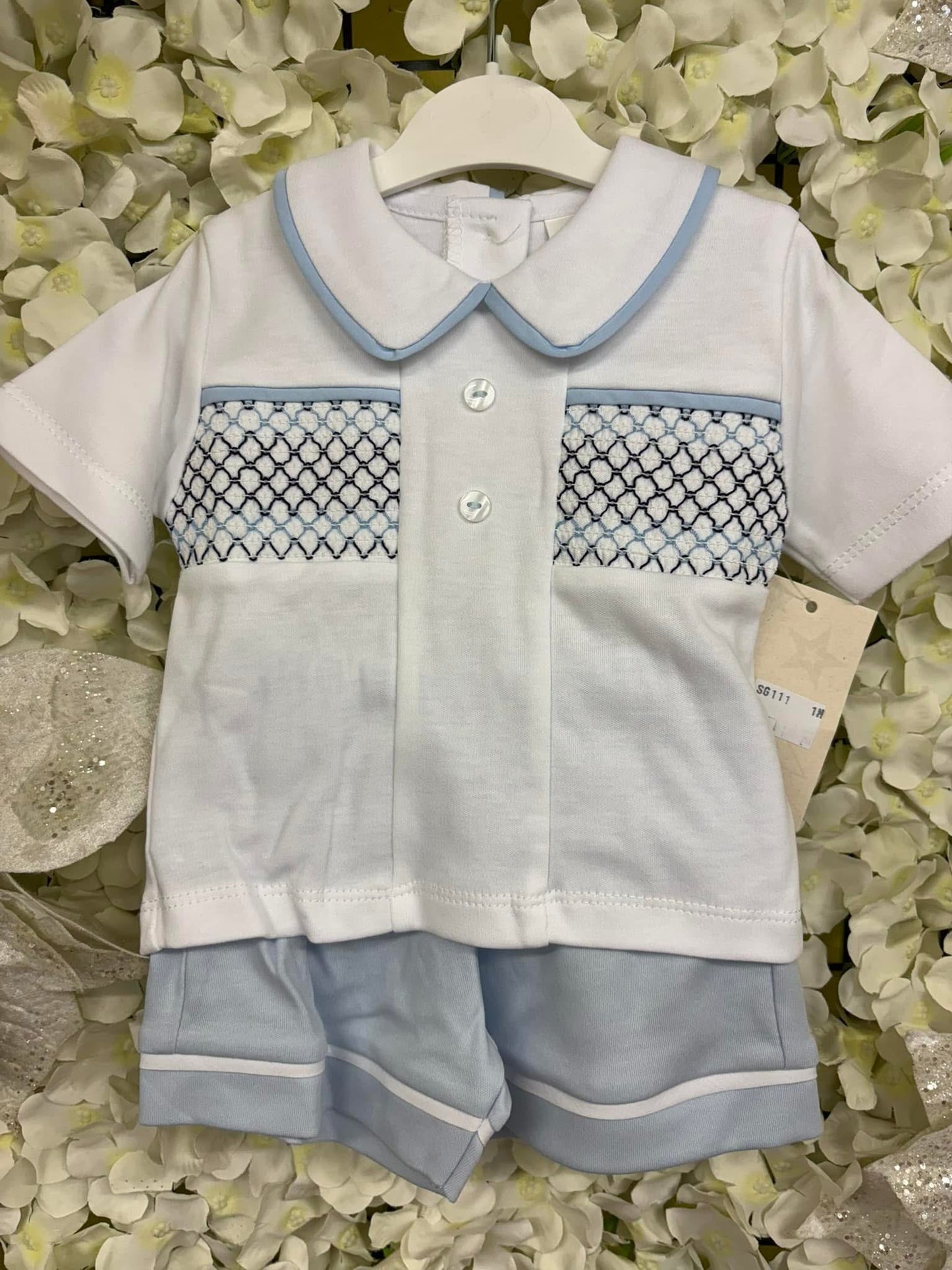 Little stars smocked boys shorts set